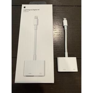 Genuine Apple Lightning to Digital AV Adapter HDMI MD826AM/A